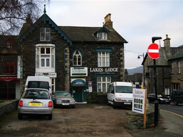 Hotel Lakes Lodge