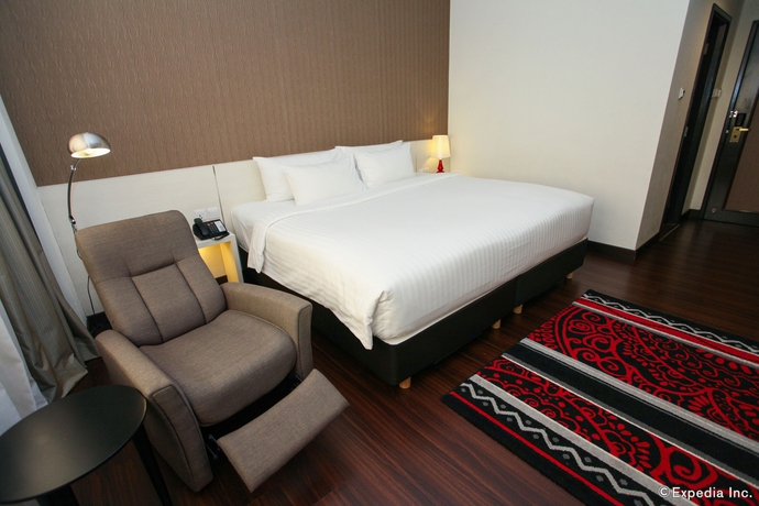 Hotel Landmark Village
