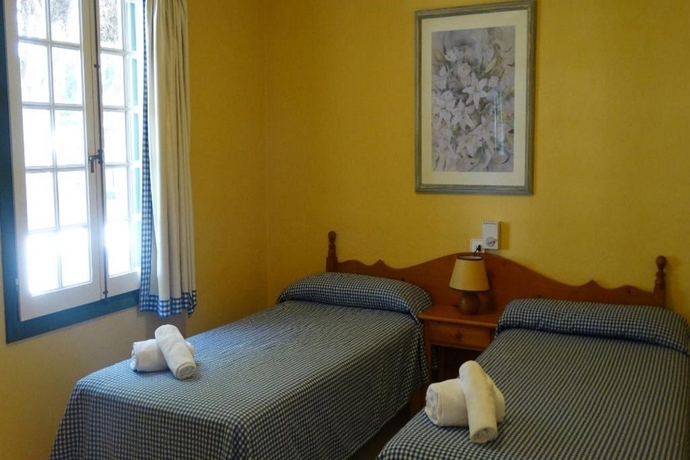 Hotel Las Brisas I & II