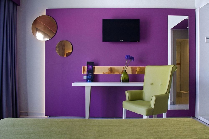 Hotel Laurel