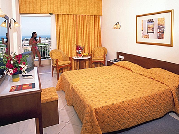 Hotel Lavris Paradise