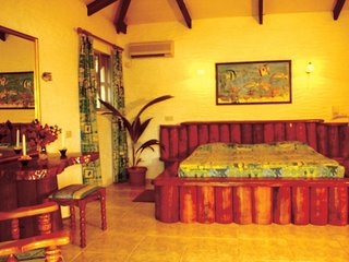 Hotel Lazare Picault
