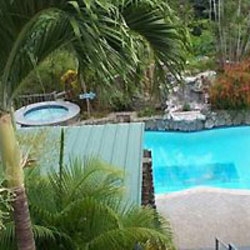 Hotel Lazy Parrot Inn