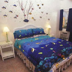 Hotel Lazy Parrot Inn
