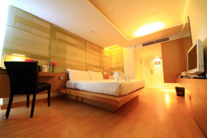 Hotel Le Fenix Sukhumvit By Accor