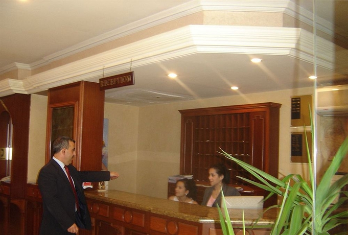 Hotel Le Marly