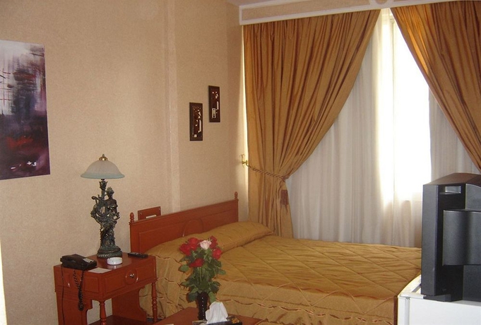 Hotel Le Marly