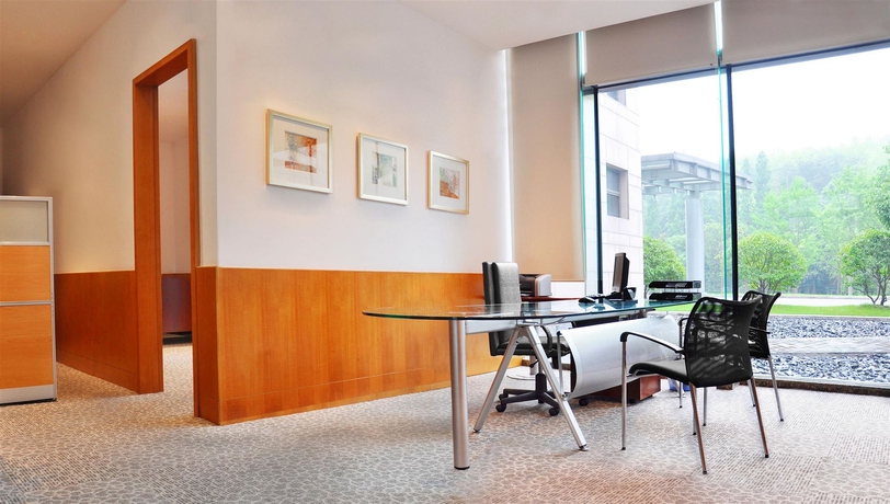 Hotel Le Meridien She Shan Shanghai