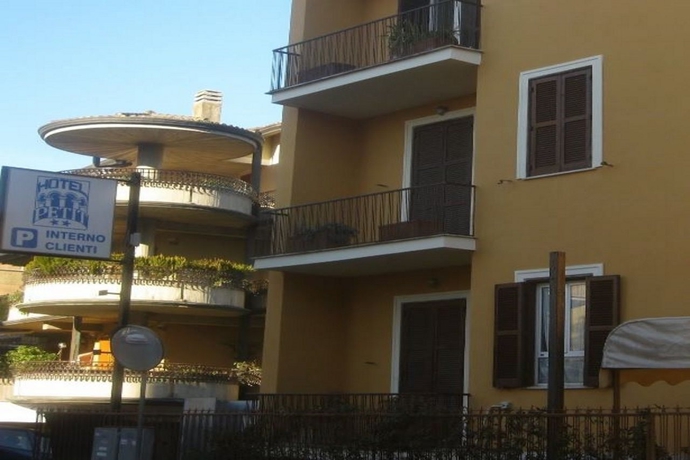 Hotel Le Petit Monterotondo