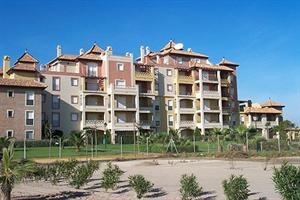 Hotel Leo Alcaudon-alcaravan