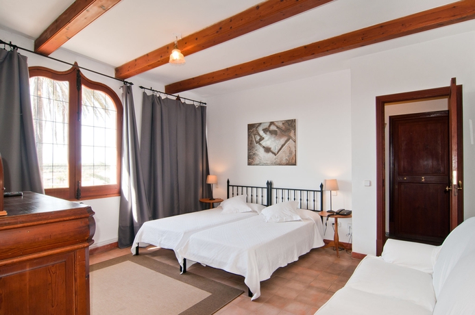 Hotel Leon De Sineu