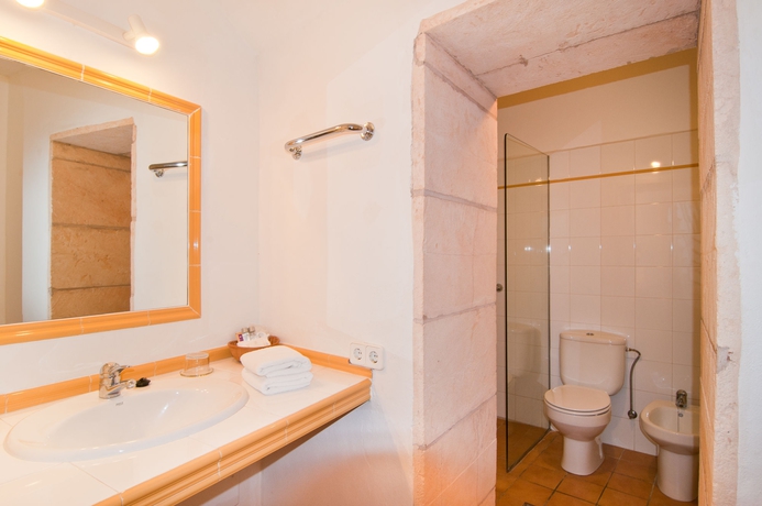 Hotel Leon De Sineu
