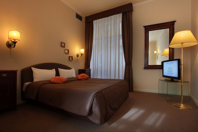 Hotel Leonardo