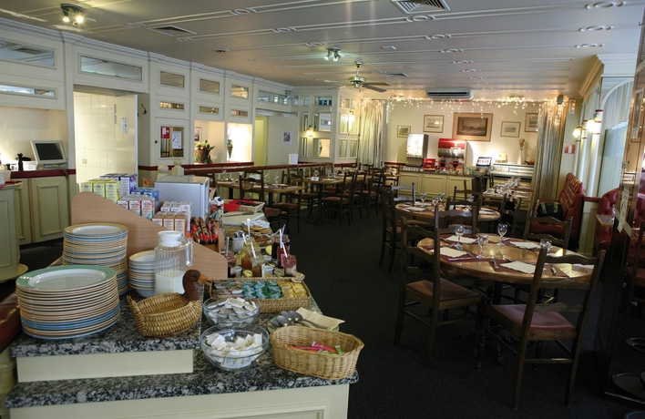 Hotel Leonardo Hotel Charleroi City