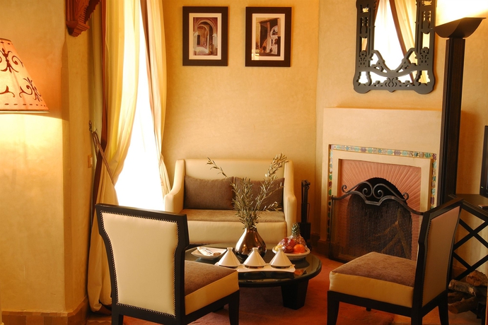 Hotel Les Jardins D¿ines