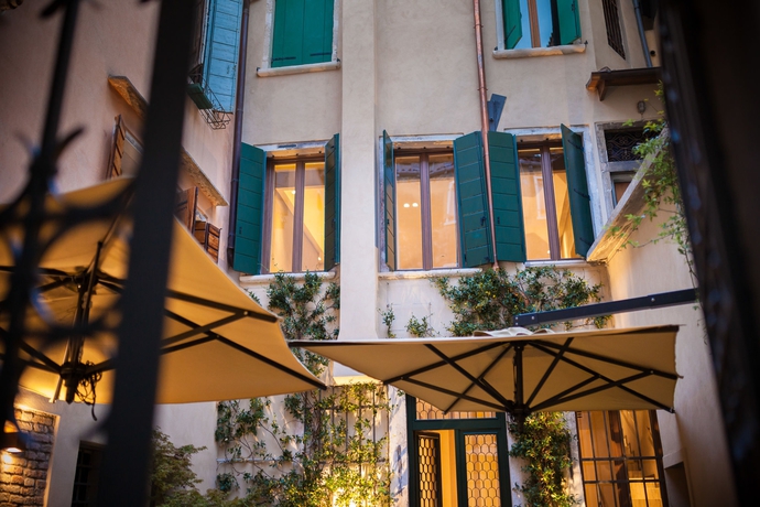 Hotel Liassidi Palace