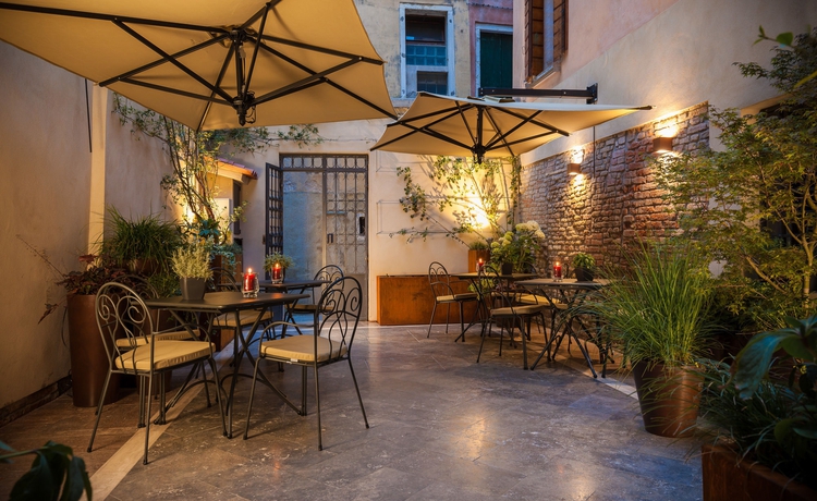 Hotel Liassidi Palace