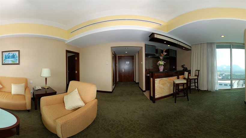 Hotel Lijiang Waterfall Guilin