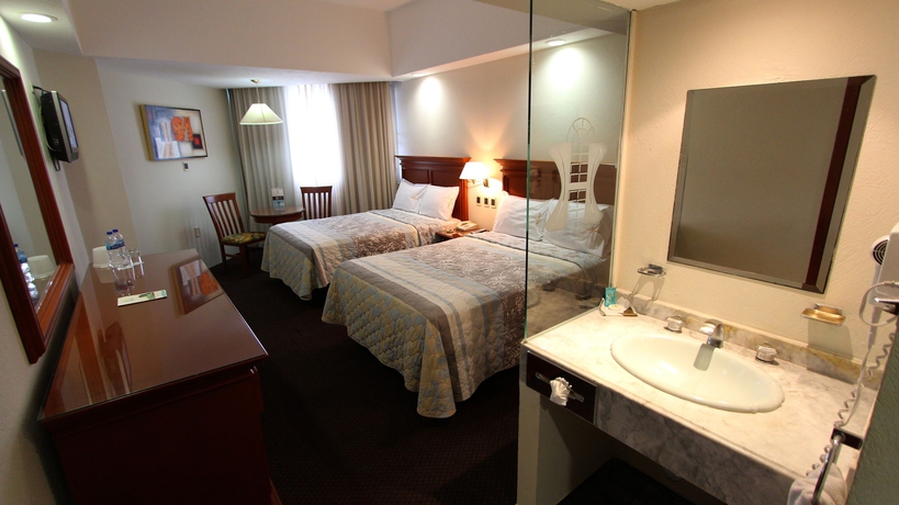 Hotel Lois