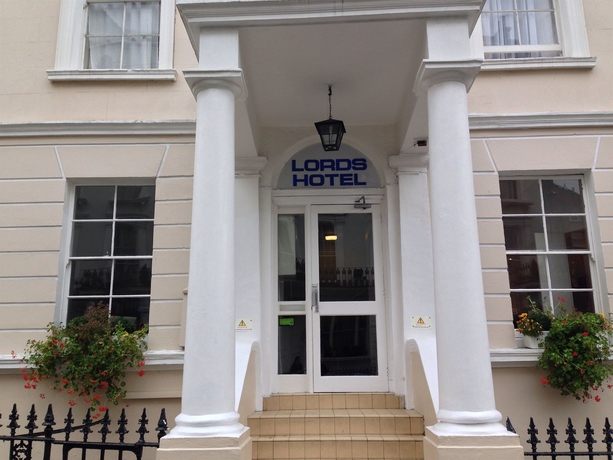 Hotel Lords