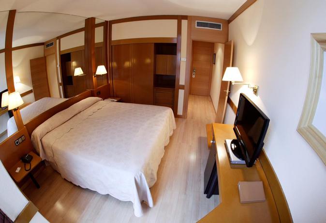Hotel Los Arcos