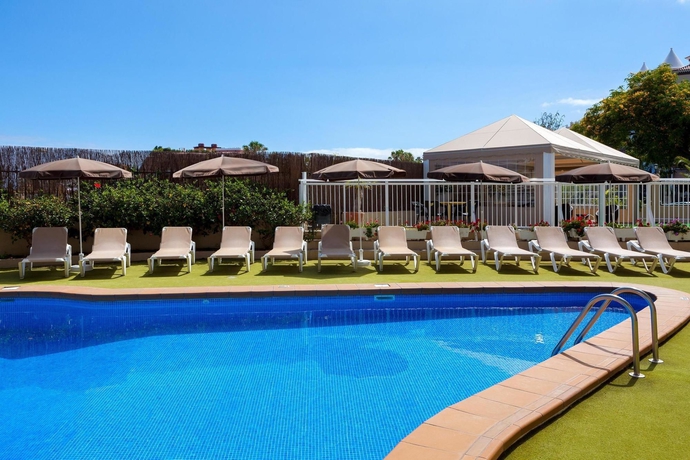 Hotel Los Dragos (Norte)