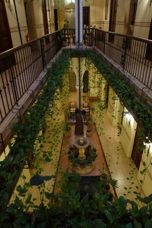 Hotel Los Frailes