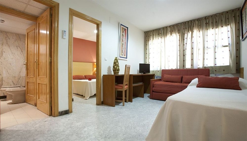 Hotel Los Girasoles II