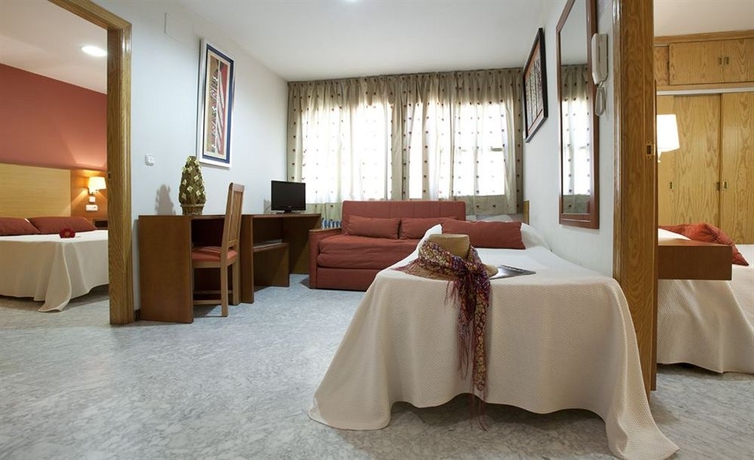 Hotel Los Girasoles II