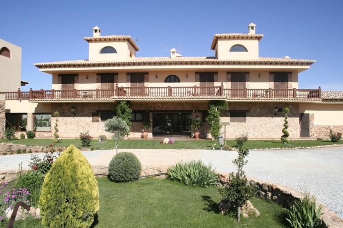 Hotel Los Nogales