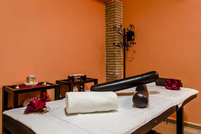 Hotel Los Nogales