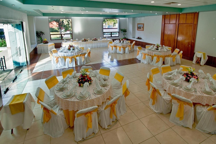 Hotel Los Olivos Spa