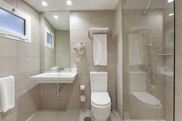 Hotel Los Salmones