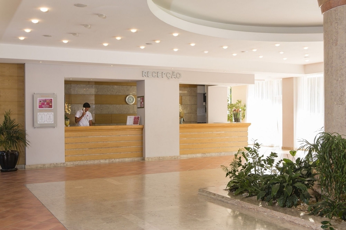 Hotel Luna Alpinus Falésia Suites