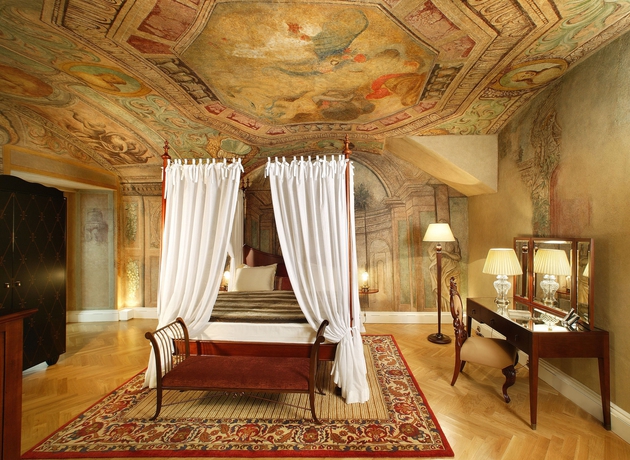 Hotel MAMAISON SUITE PACHTUV PALACE