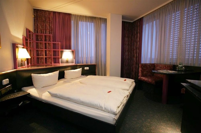 Hotel MIRAGE