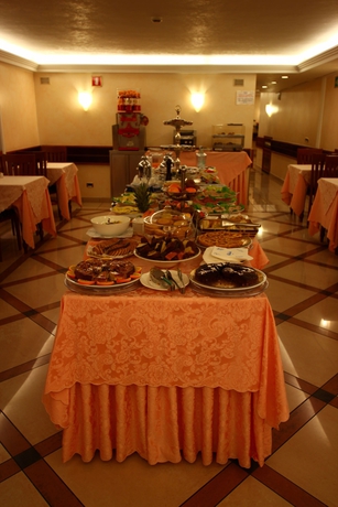 Hotel MONTEBIANCO MOKINBA