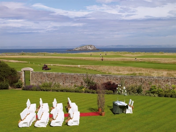 Hotel Macdonald Marine & Spa