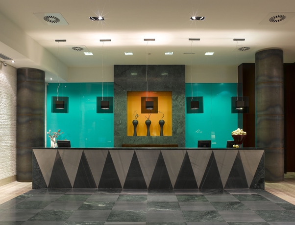 Hotel Macia Real De La Alhambra