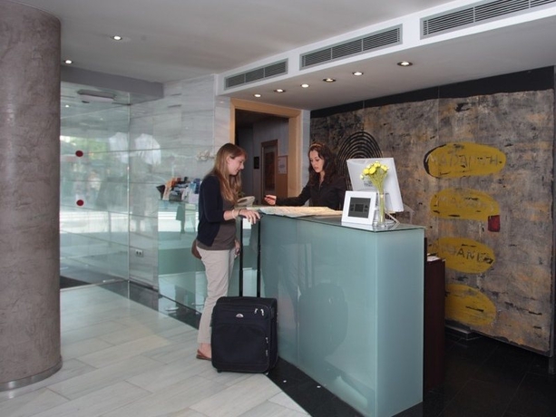 Hotel Madanis