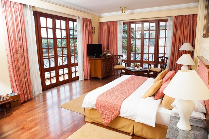 Hotel Mahaweli Reach