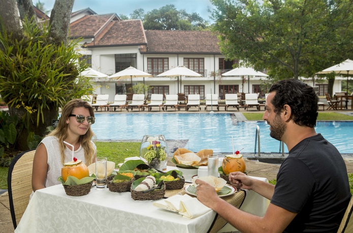 Hotel Mahaweli Reach