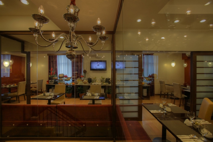 Hotel Malayan Plaza