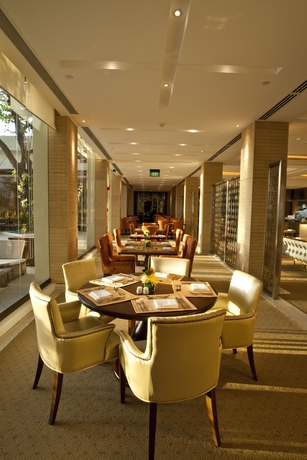 Hotel Manila 