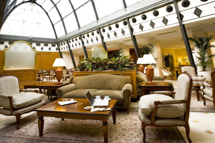 Hotel Maria Elena Palace