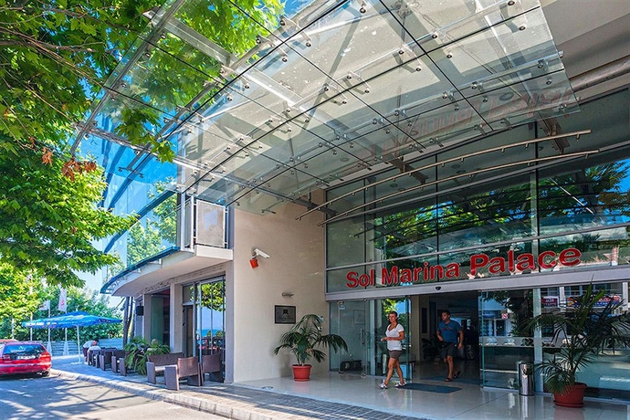 Hotel Marina Palace