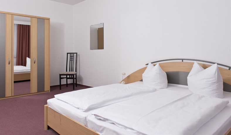 Hotel Mark Garni