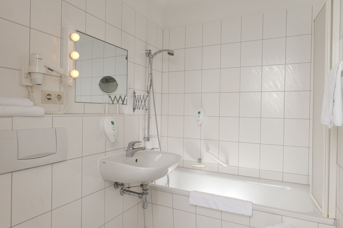 Hotel Mark Garni