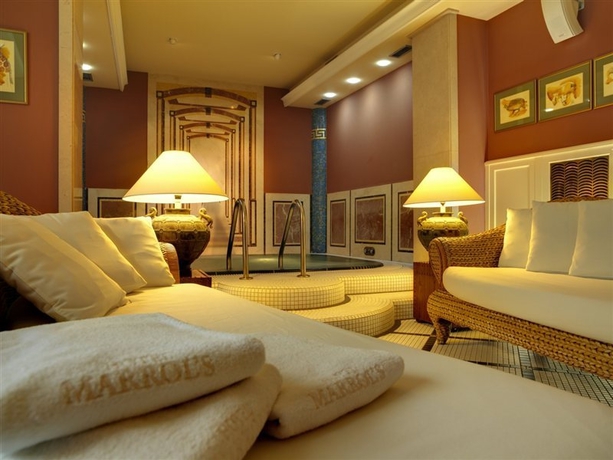 Hotel Marrols