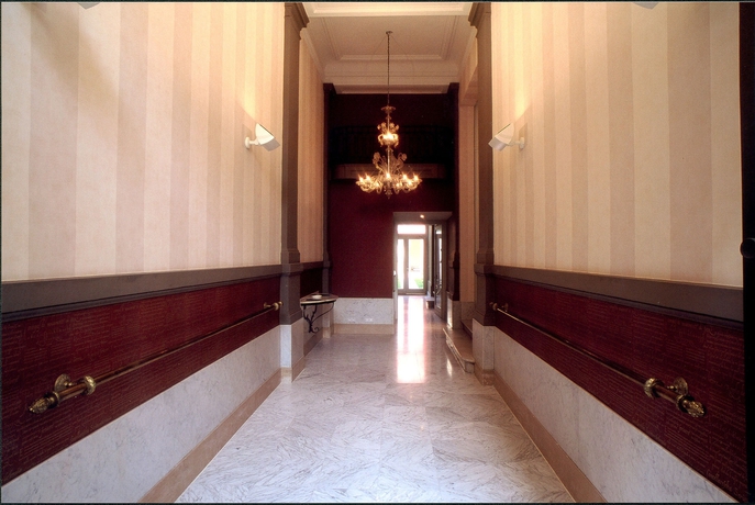 Hotel Mas Residence